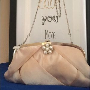 Pearl Bridal Clutch